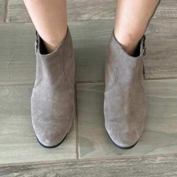 mushroom suede leather flat ankle boots - Picture 3 of 6